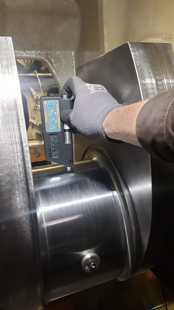 Термическая обработка (местный отпуск) шатунной шейки двигателя т/х "ЭСТЕР"