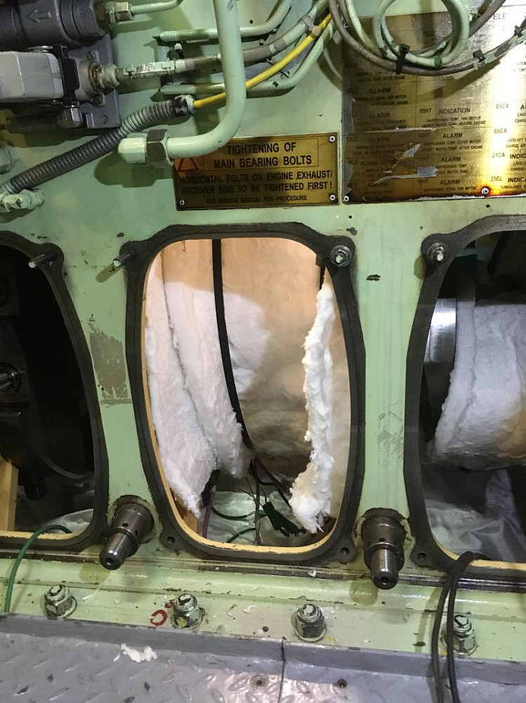 Термообработка шейки коленчатого вала на борту судна т/х "НЕФРИТ"