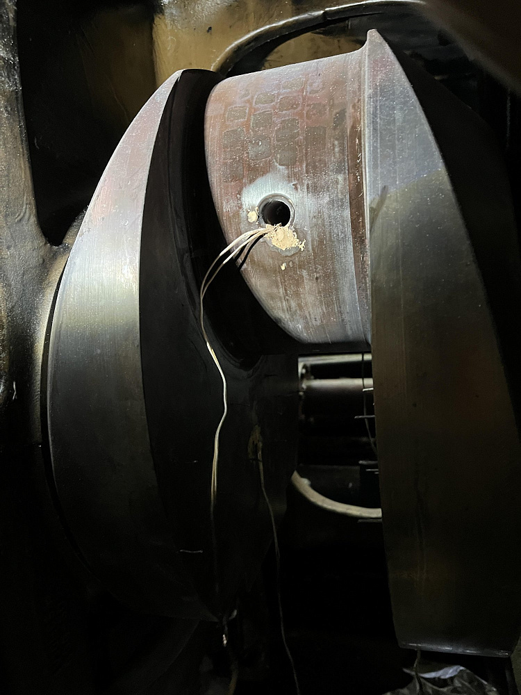 Термообработка шейки коленчатого вала в Архангельске на т/х "АНГАРА"